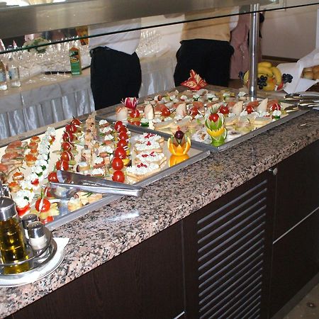 Hotel Condor Mamaia Luaran gambar