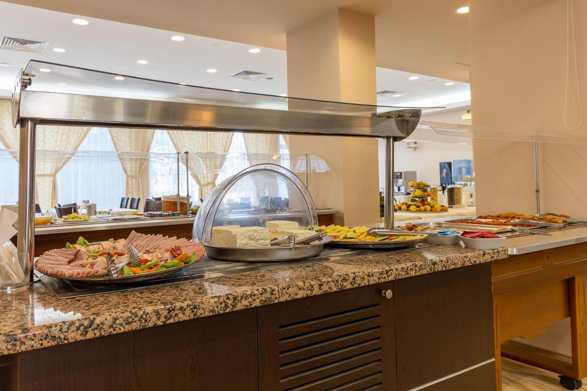 Hotel Condor Mamaia Luaran gambar