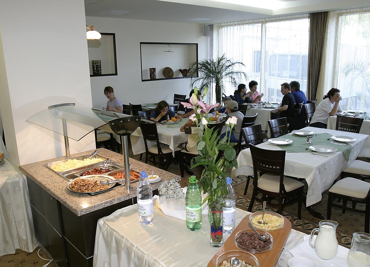 Hotel Condor Mamaia Luaran gambar
